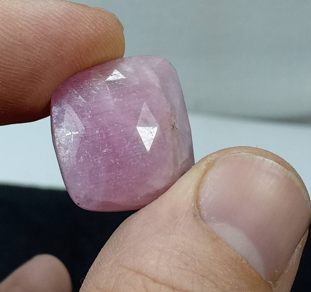 Single beautiful pink rose cut sapphire 28 carats