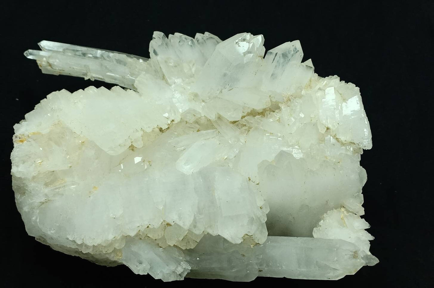 Single beautiful aesthetic Large Faden Quartz Crystal 1140 grams