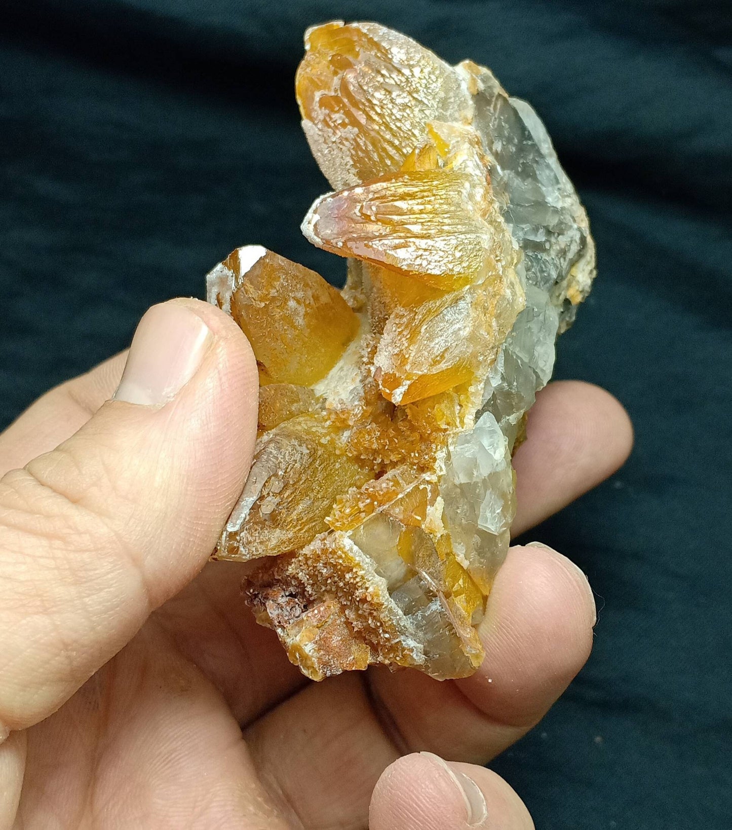 An amazing specimen of Dogteeth calcite crystals with perfect terminations 212 grams