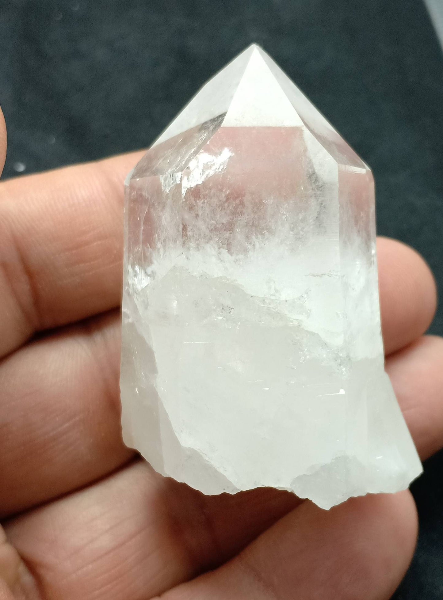 An amazing Terminated clear Quartz Crystal 72 grams