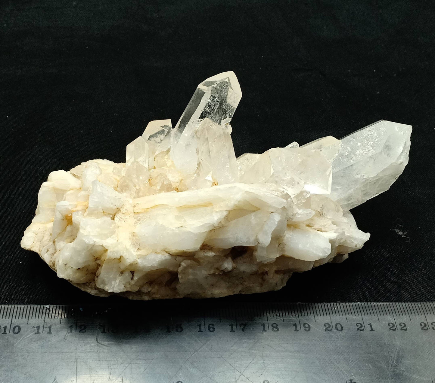 An amazing specimen of Terminated quartz Crystals cluster 394 grams