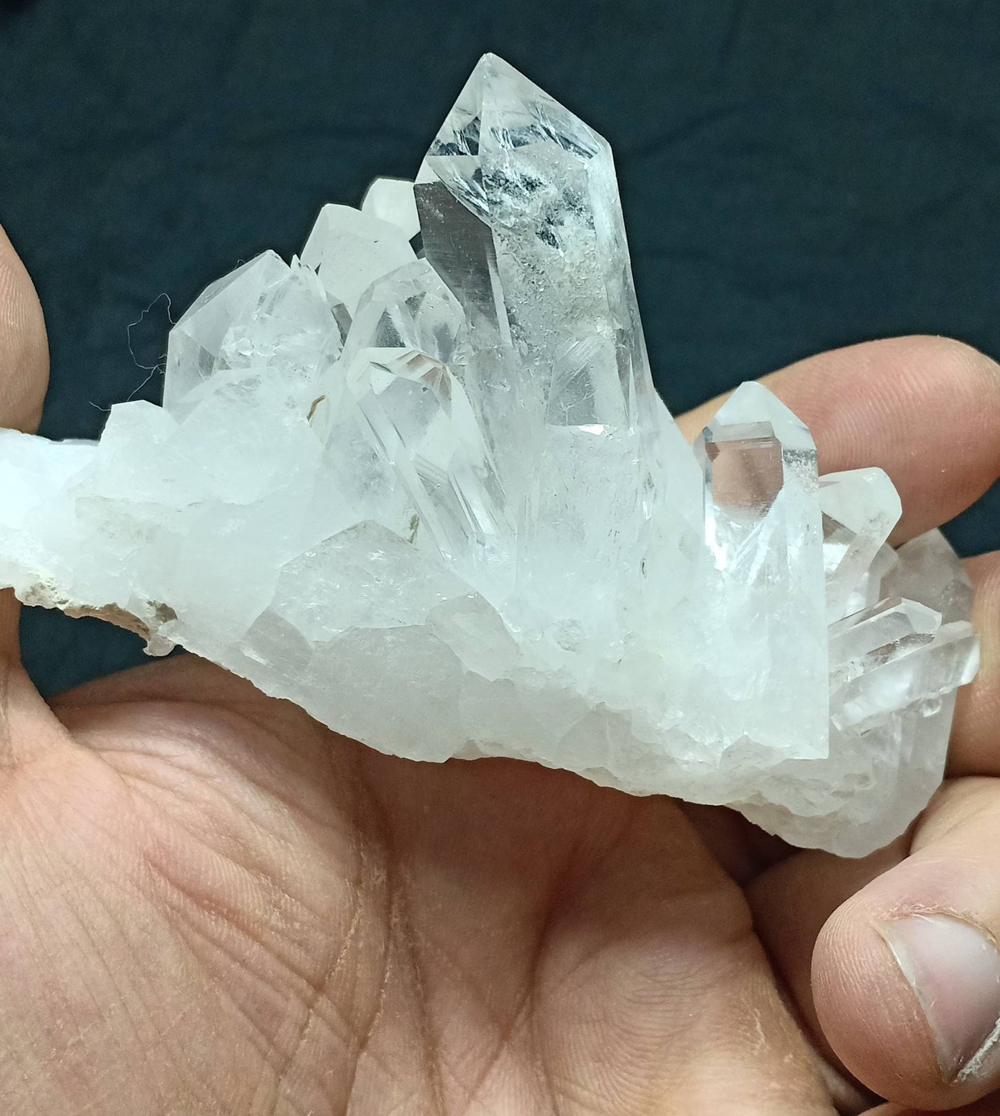 Terminated quartz Crystal 155 grams