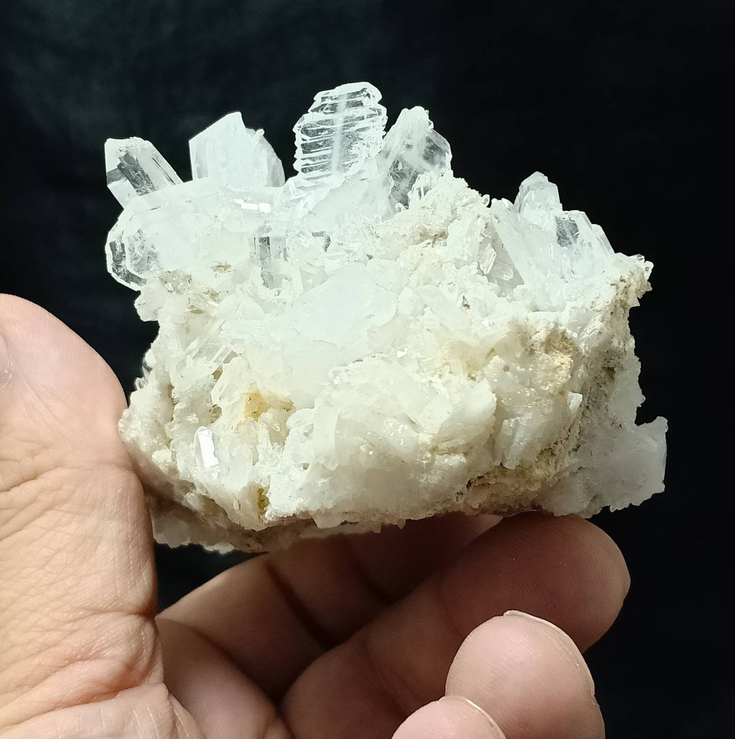 Single beautiful aesthetic Faden Quartz Crystal Specimen 172 grams