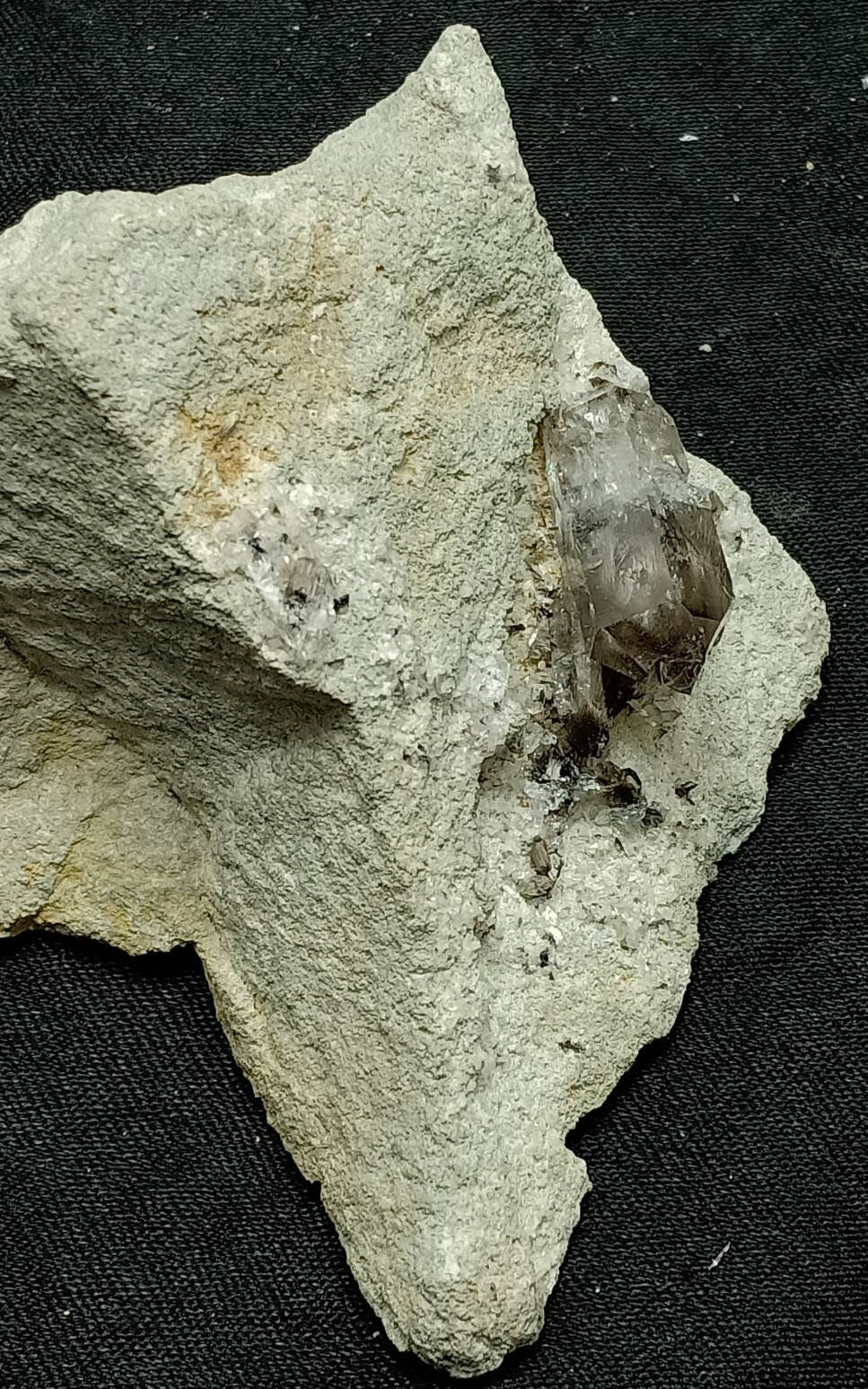 An amazing specimen of twin terminated Brookite included Quartz crystals on matrix 130 grams