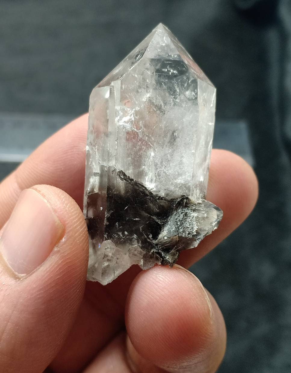 Single amazing terminated brookite Quartz Crystal 27 grams