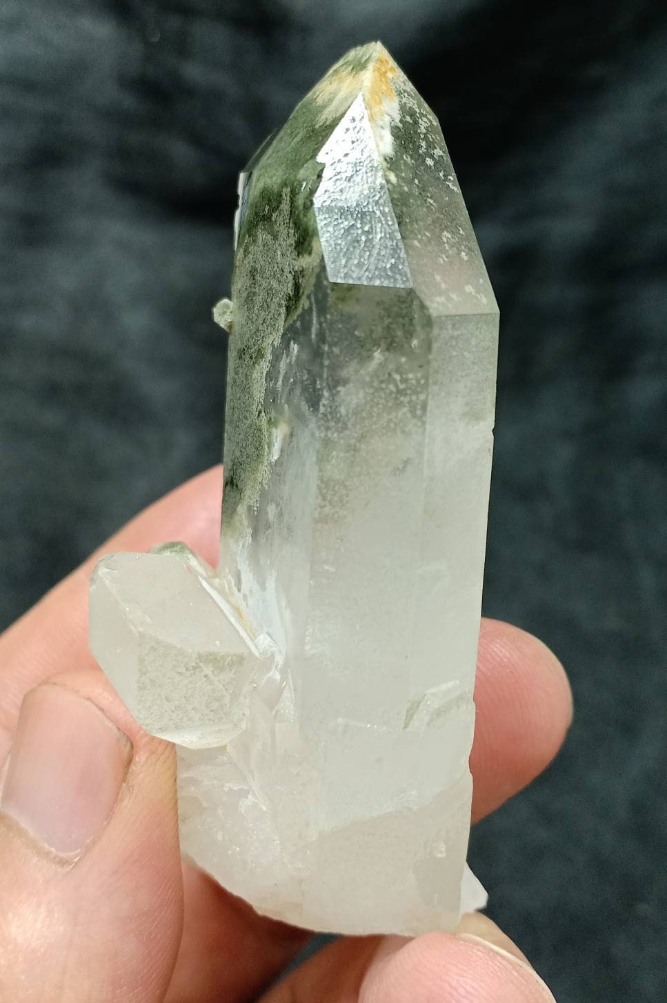 An Aesthetic Natural crystals cluster of beautifully terminated Chlorite Quartz 96 gram