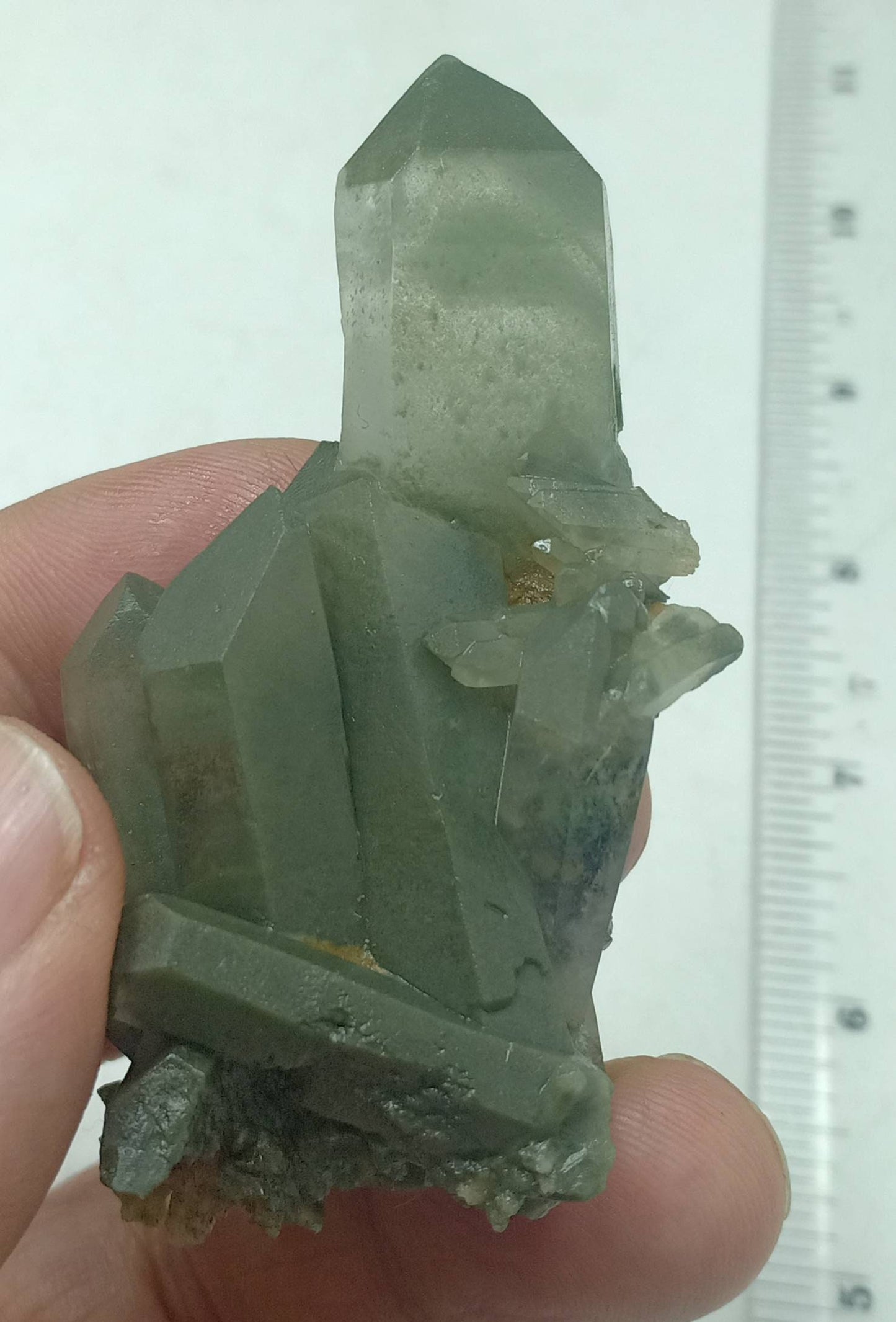 An Aesthetic Natural crystals cluster of beautifully terminated Chlorite Quartz 67 grams