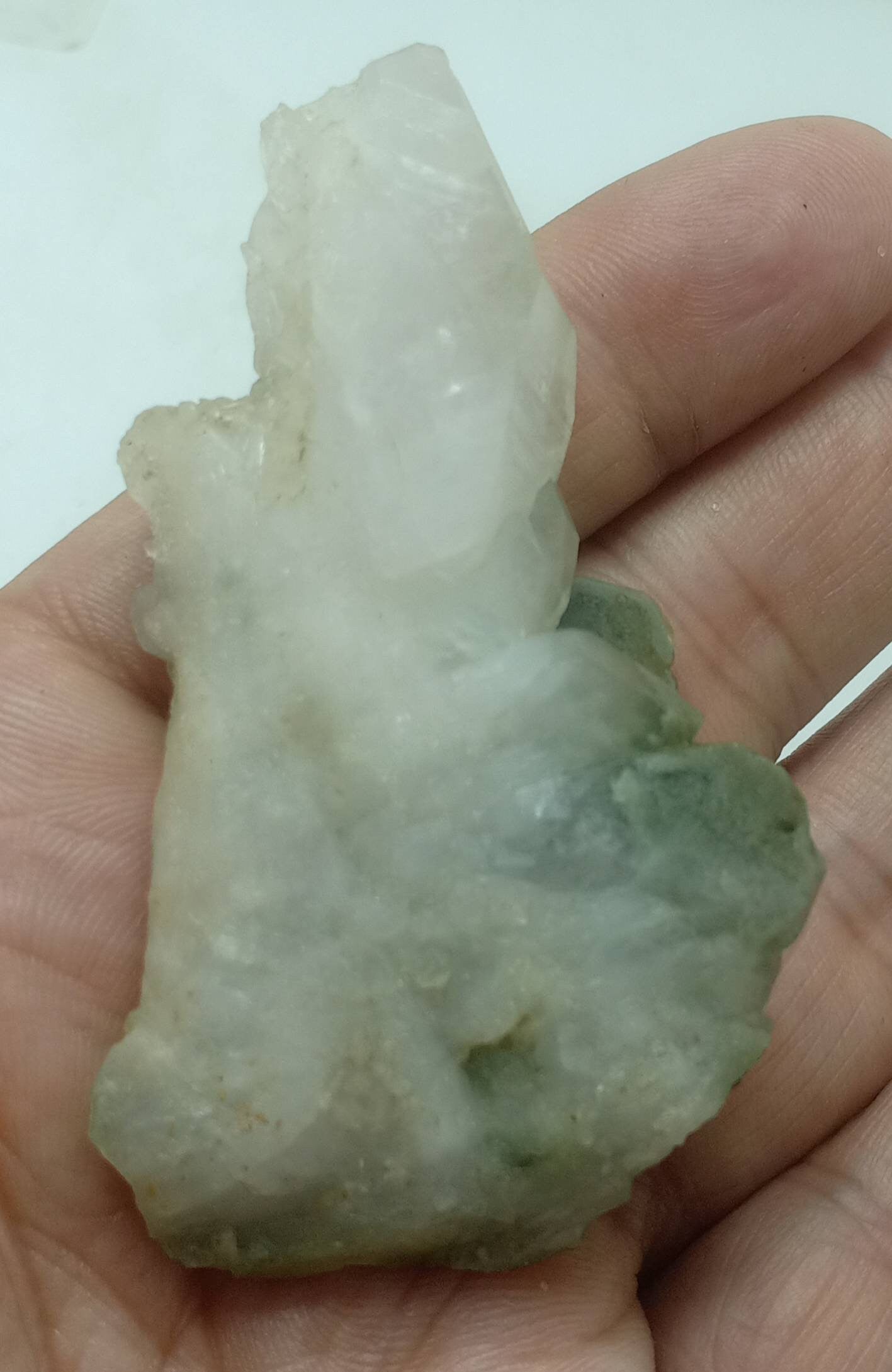 An Aesthetic Natural beautifully terminated Chlorite Quartz crystals cluster 59 grams