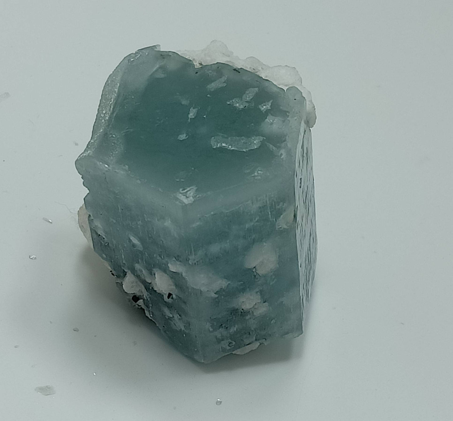Single beautiful terminated Afghanistan Aquamarine Crystal with amazing color 49 grams