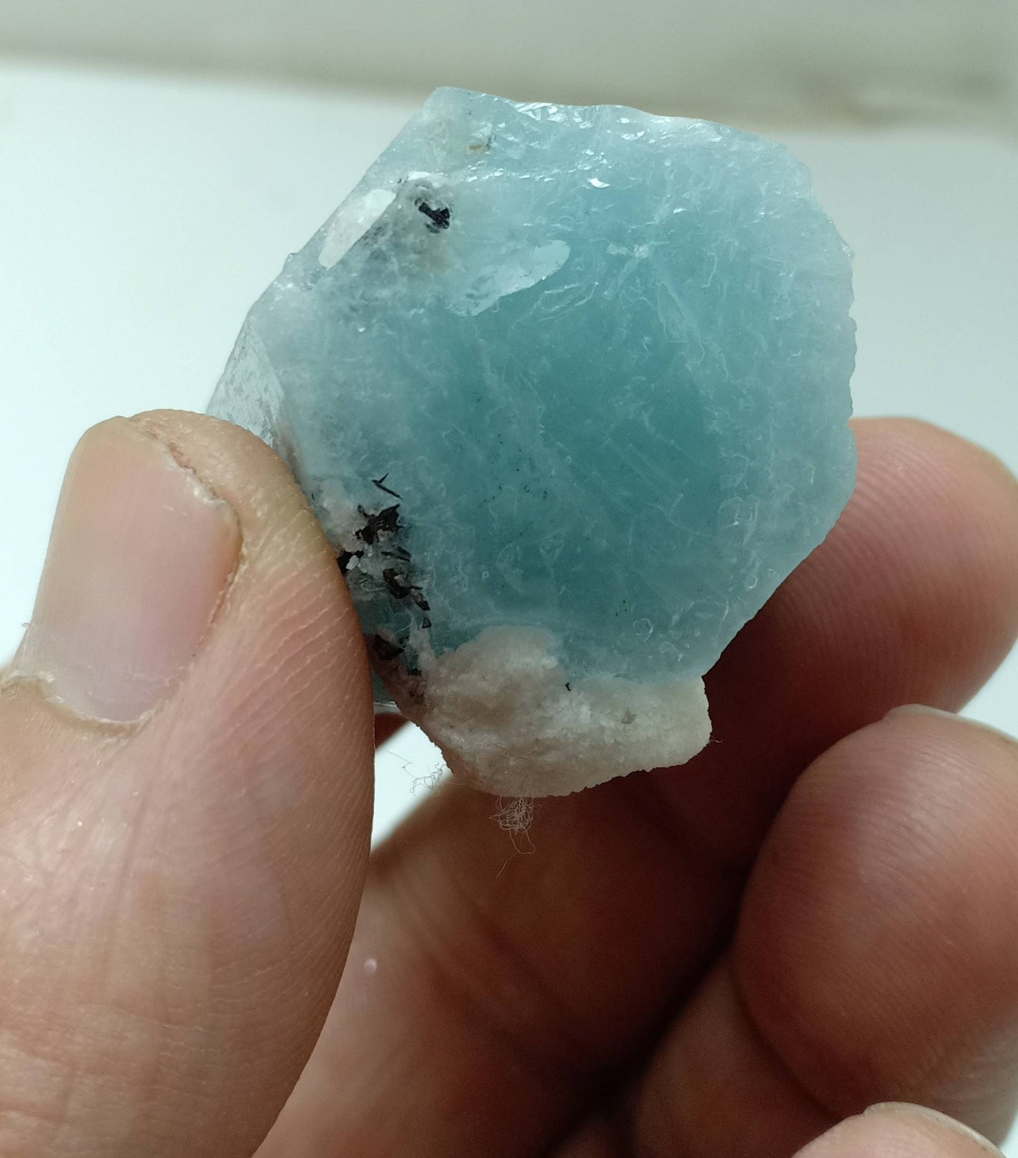 Single beautiful terminated Afghanistan Aquamarine Crystal with amazing color 49 grams