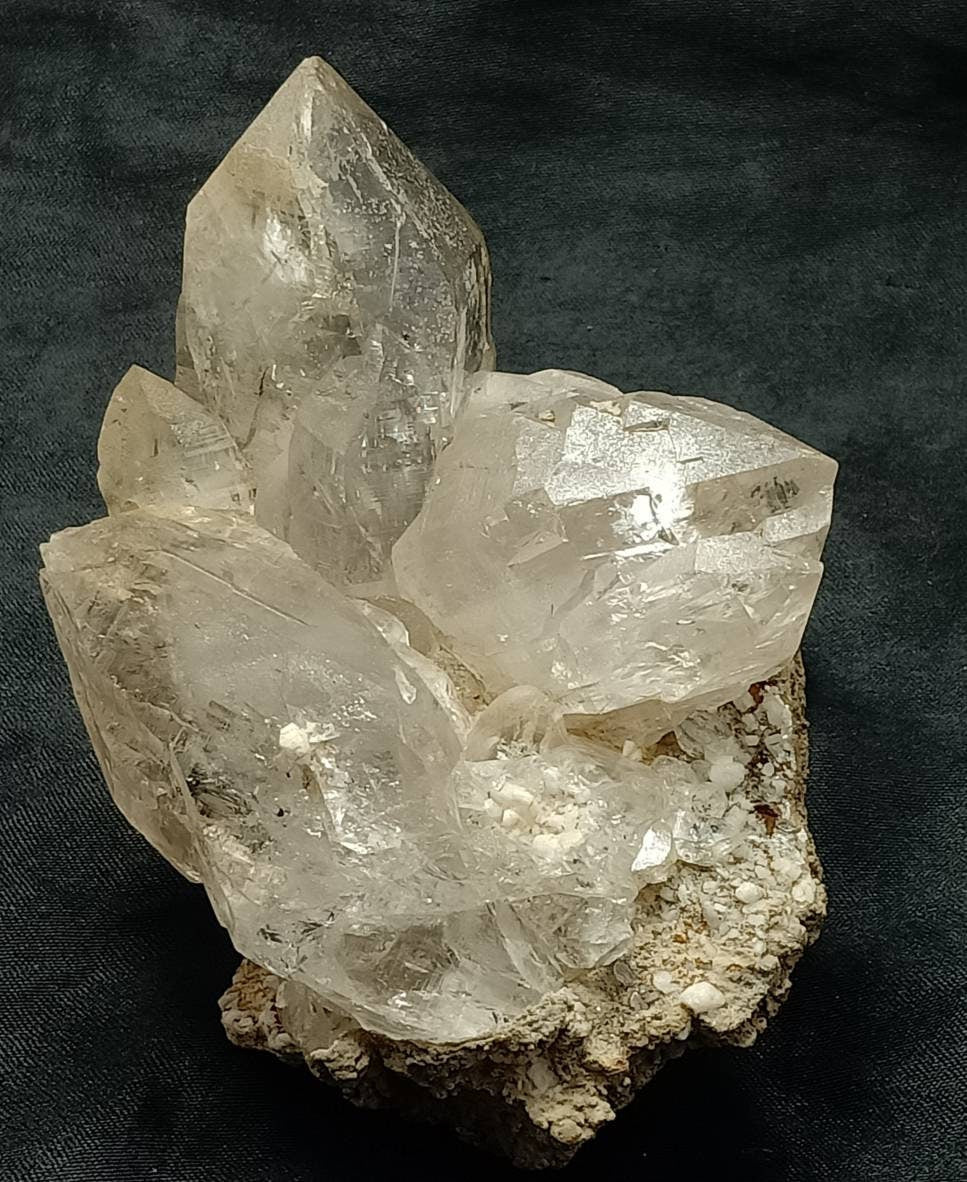 An amazing Beautiful specimen of Quartz Crystals cluster on matrix 453 grams