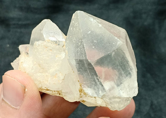 An amazing specimen of twin terminated Quartz Crystals 127 grams