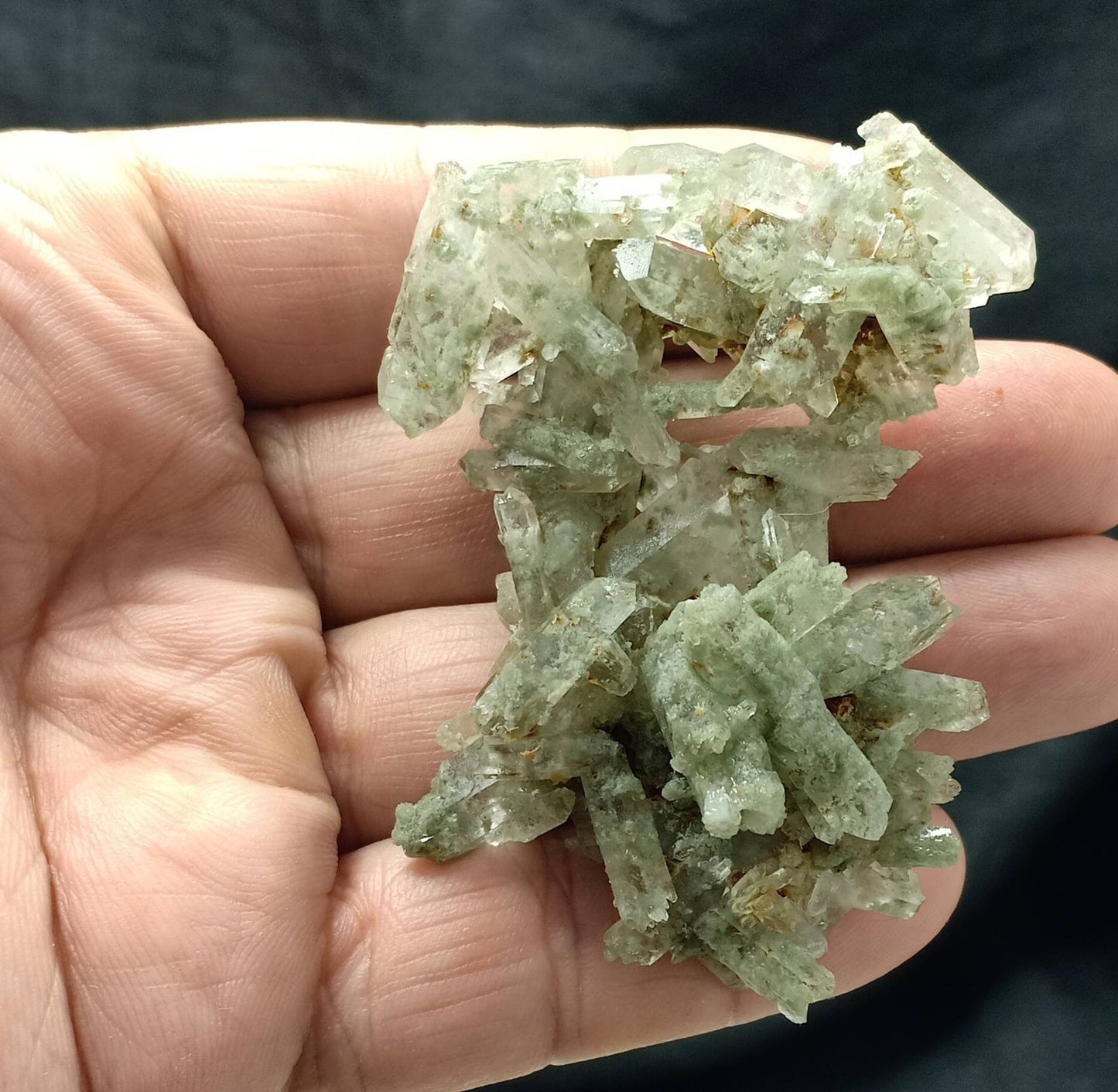 Chlorite Quartz crystals cluster 43 grams