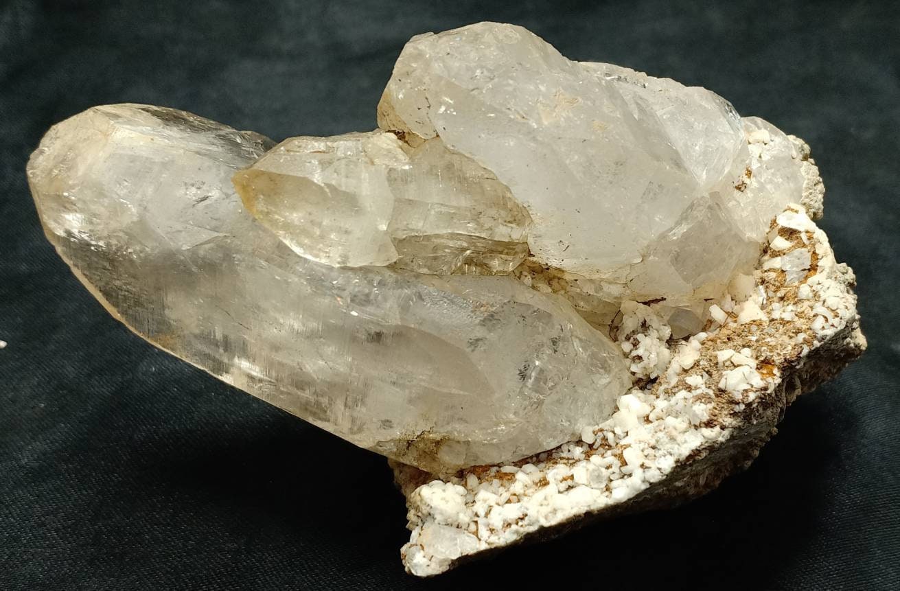 An amazing Beautiful specimen of Quartz Crystals cluster on matrix 453 grams