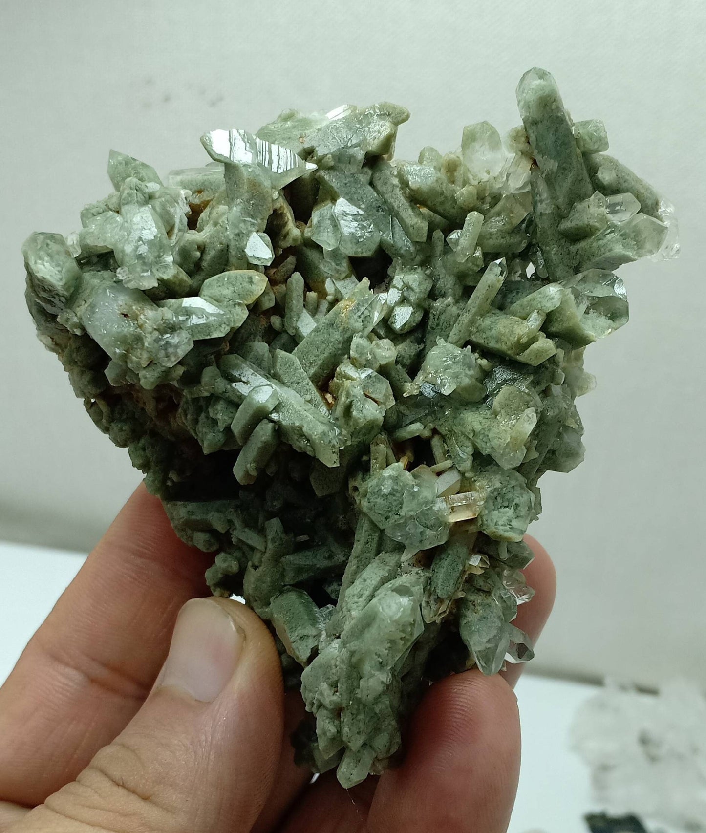 Terminated Chlorite Quartz crystals cluster 194 grams
