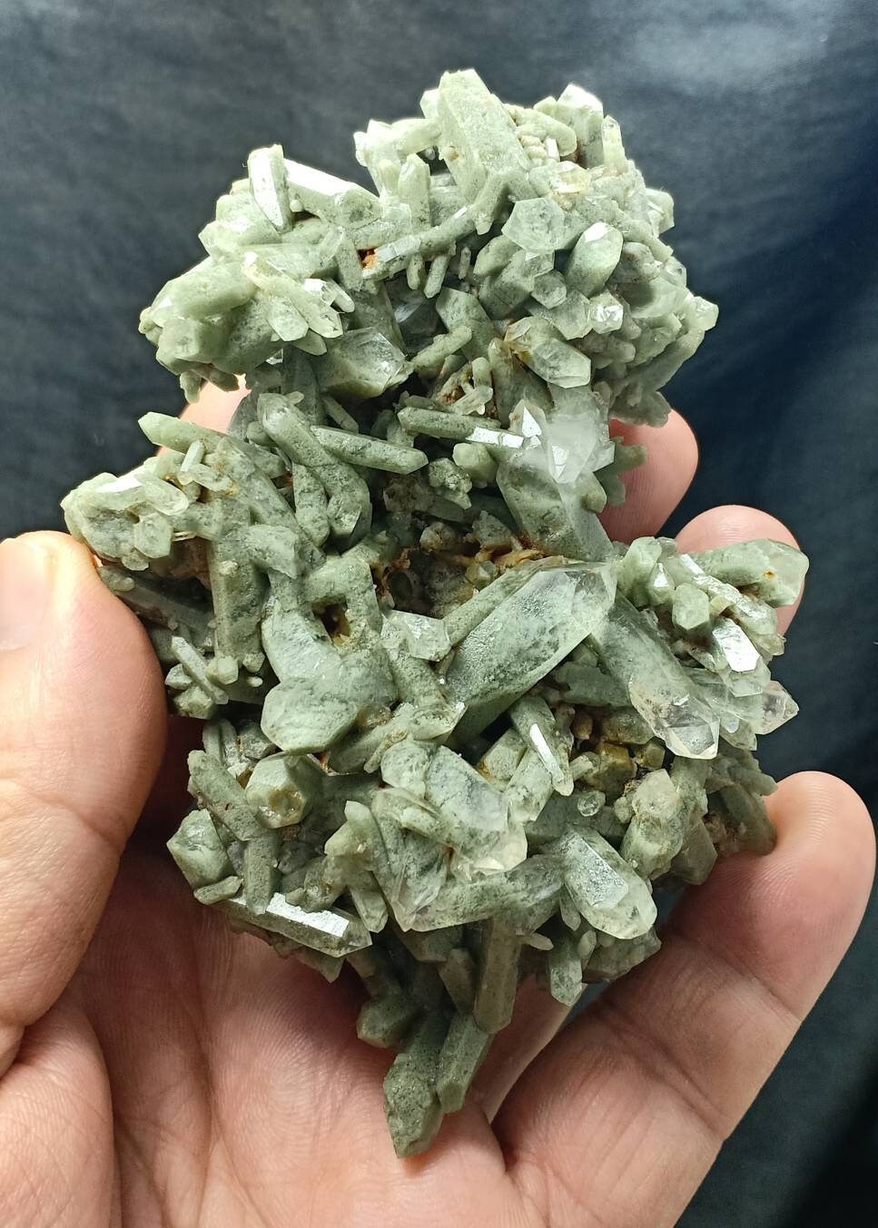 Chlorite Quartz crystals cluster 224 grams