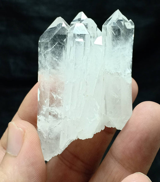 terminated quartz crystals cluster 81 grams
