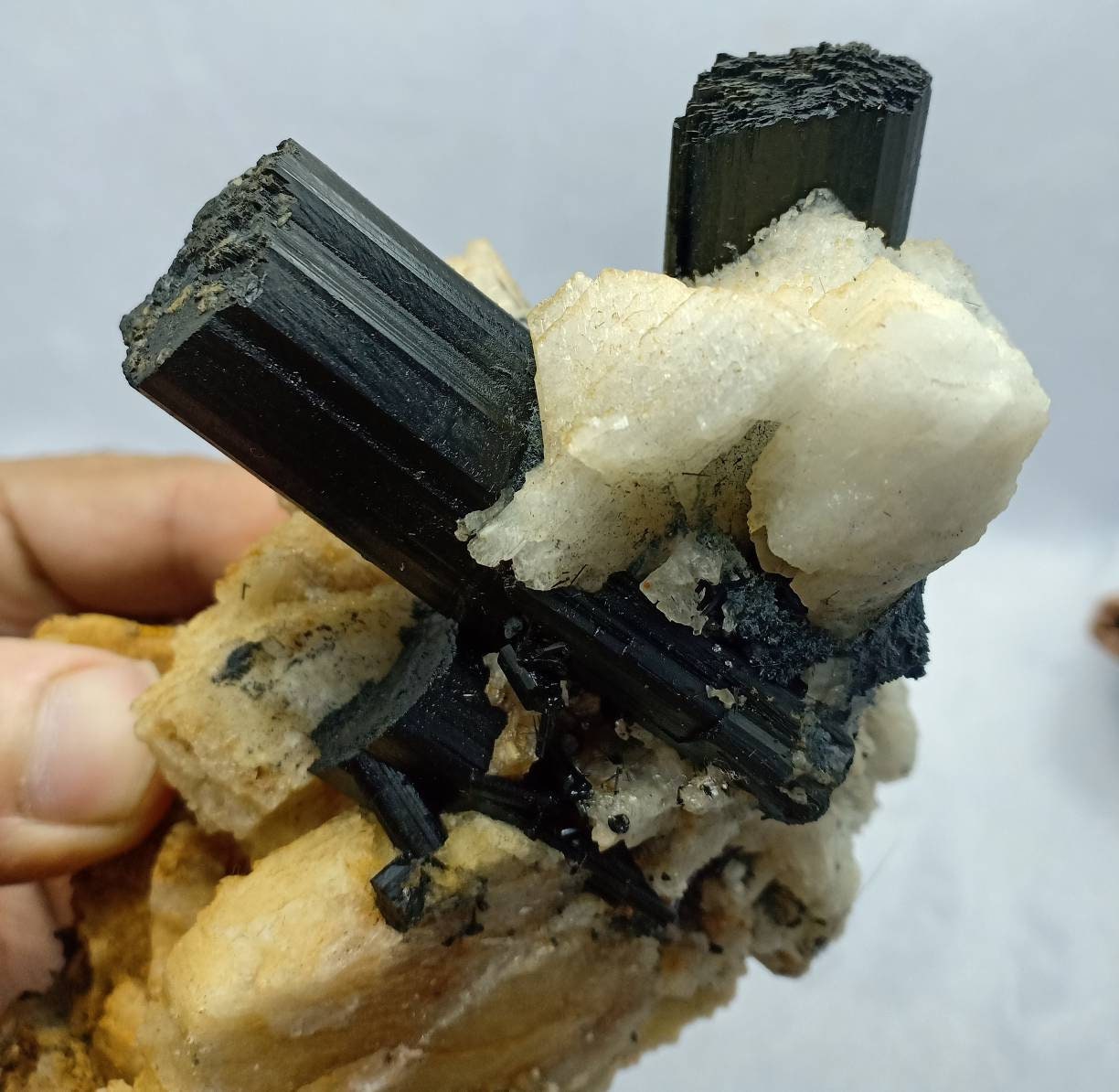 An Aesthetic Natural schorl crystals specimen with associated albite 1050 grams