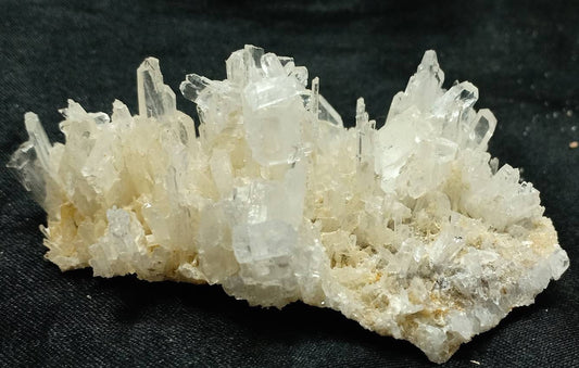 Single beautiful Faden Quartz Crystals specimen 67 grams