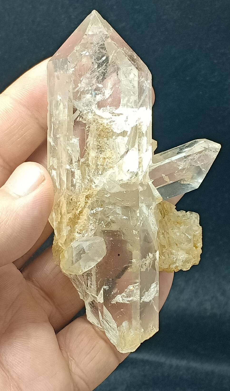 Quartz crystals cluster 180 grams