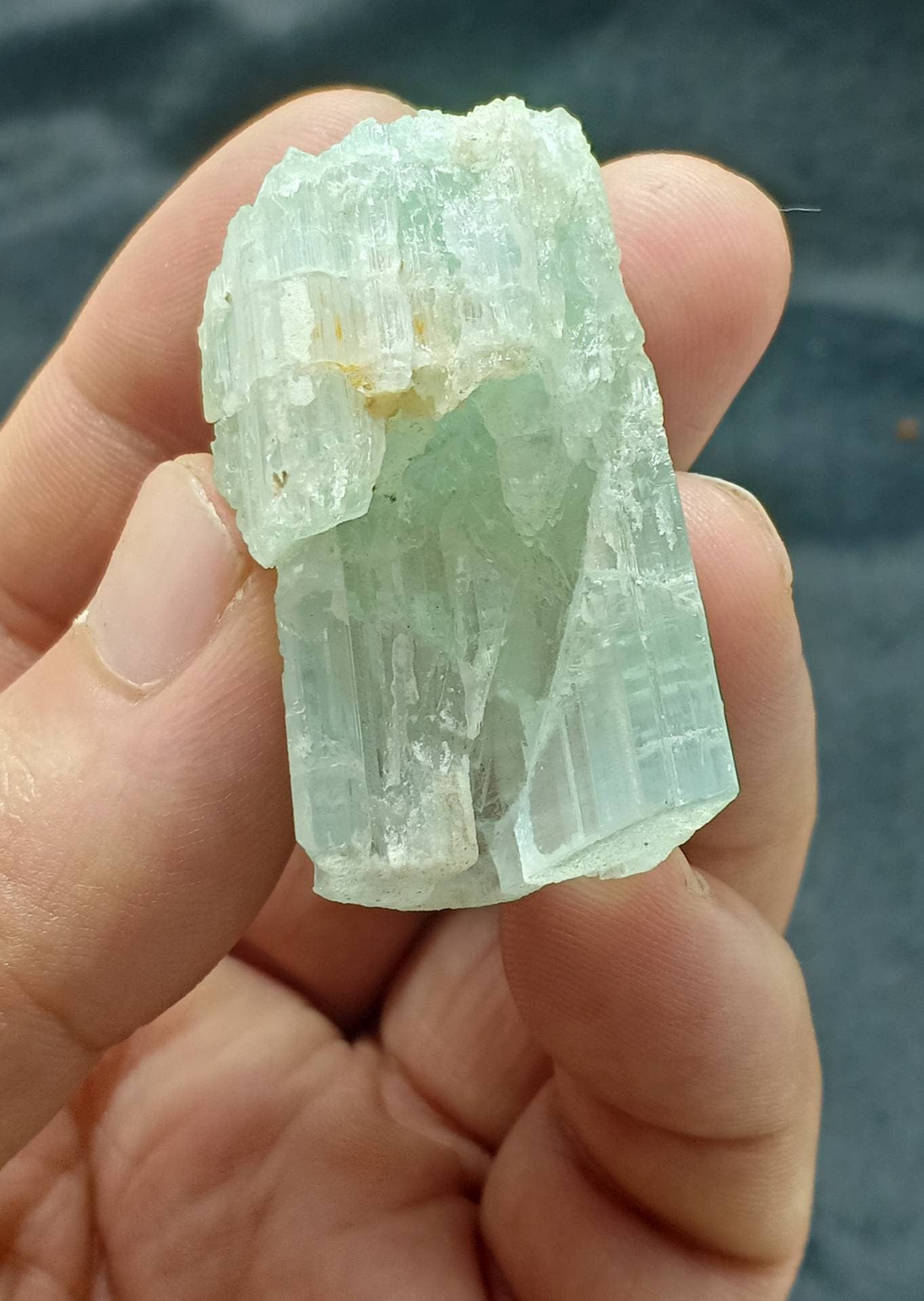 Naturally terminated Aquamarine floater Crystal 33 grams