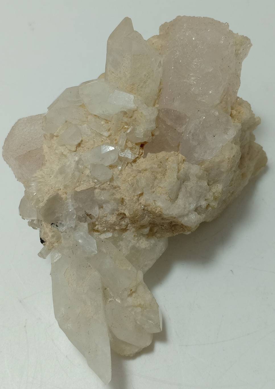 Light pink morganite with quartz and Tantalite 228 grams