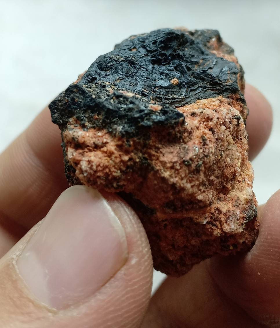 Hollandite on matrix 40g