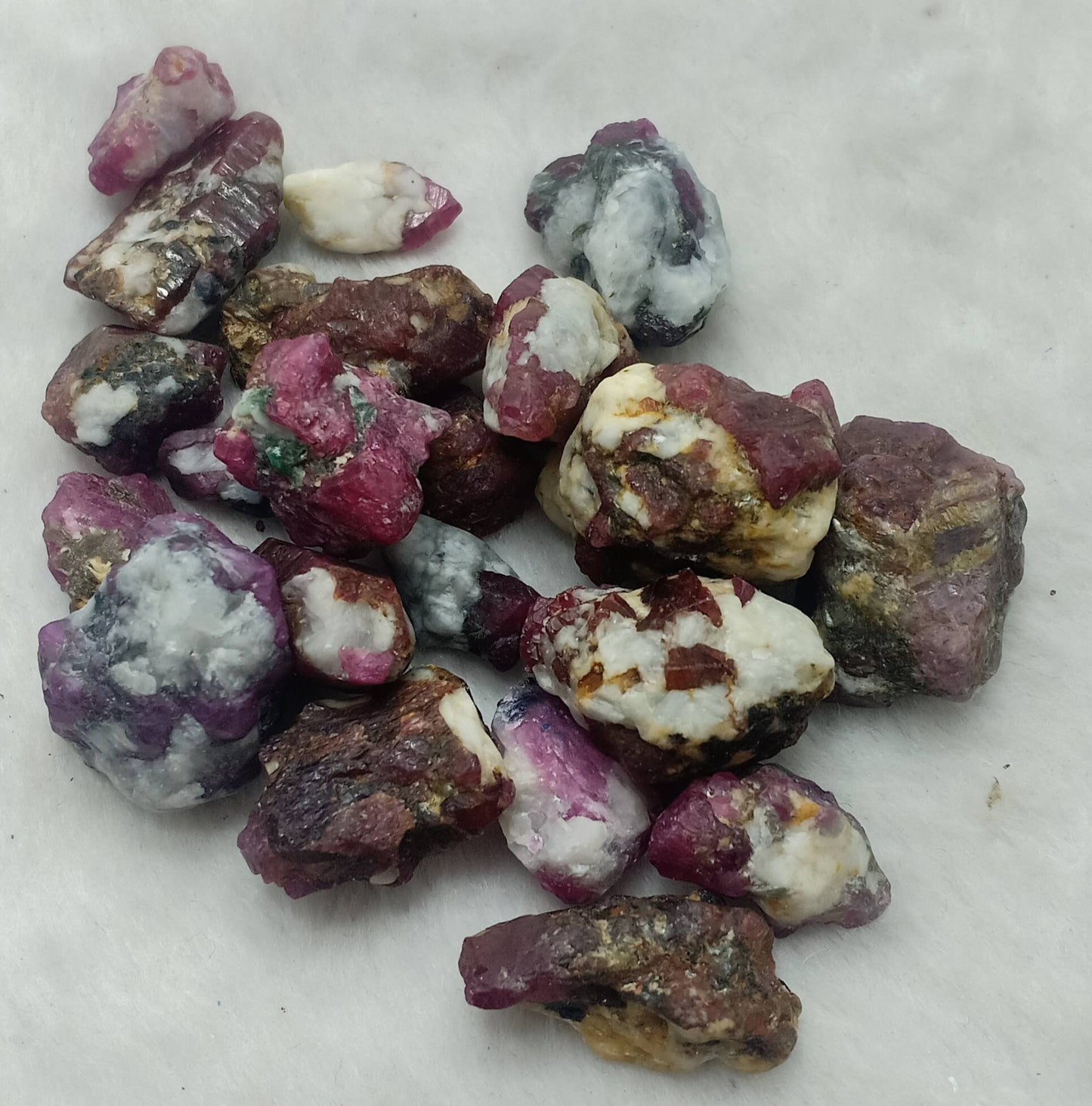 Ruby Crystals lot 119g