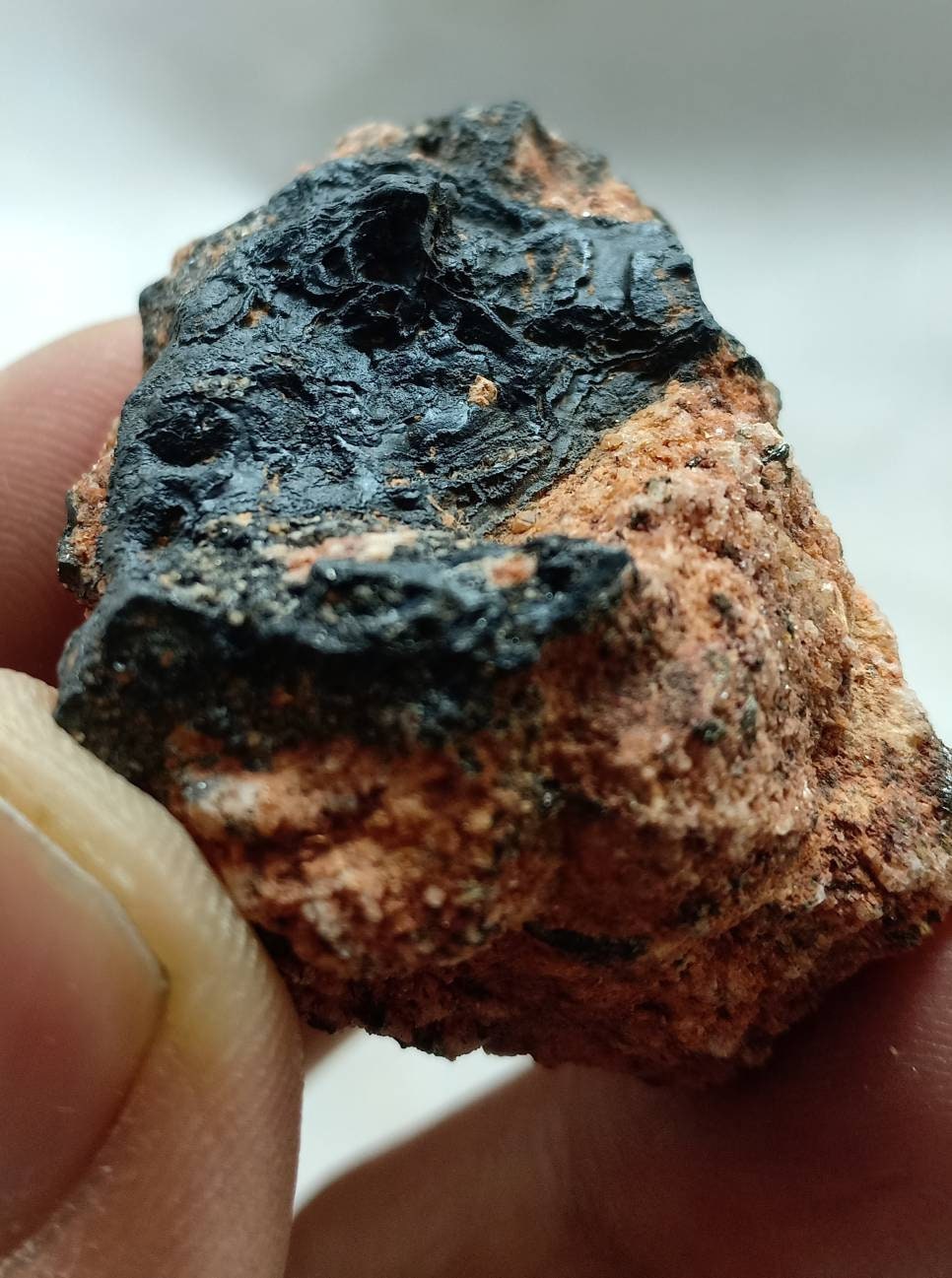 Hollandite on matrix 40g