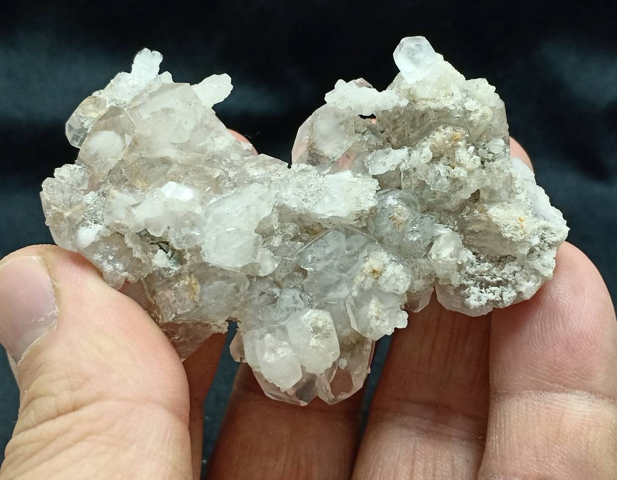 An amazing beautifully double terminated Quartz Crystals Cluster with very light smoke color 72 grams