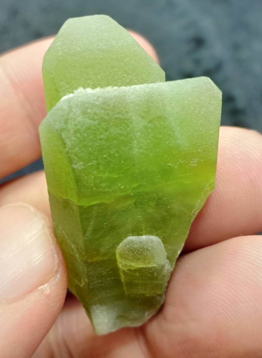 Peridot crystal 23g