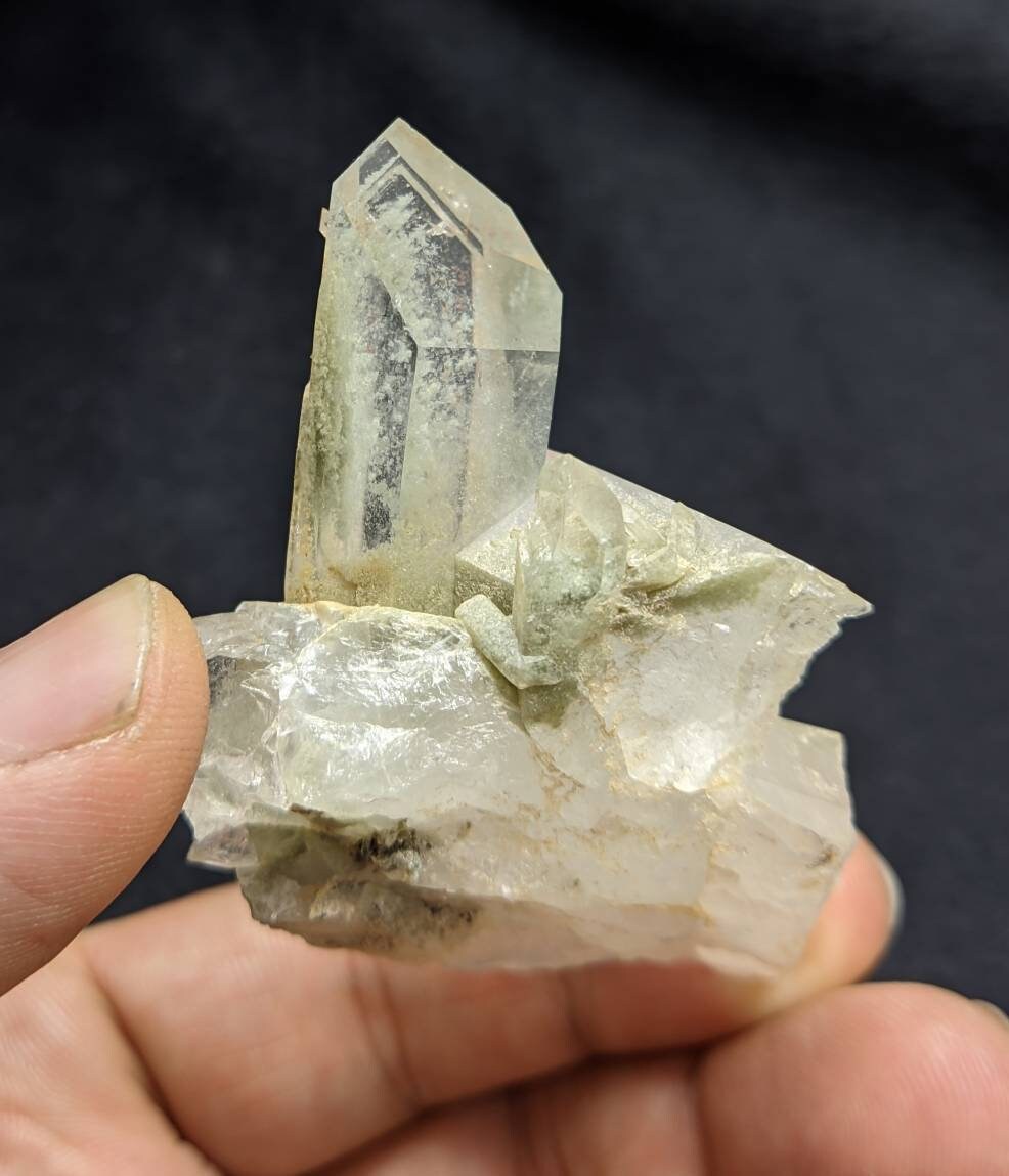 Terminated Chlorite Quartz crystals cluster 64 grams