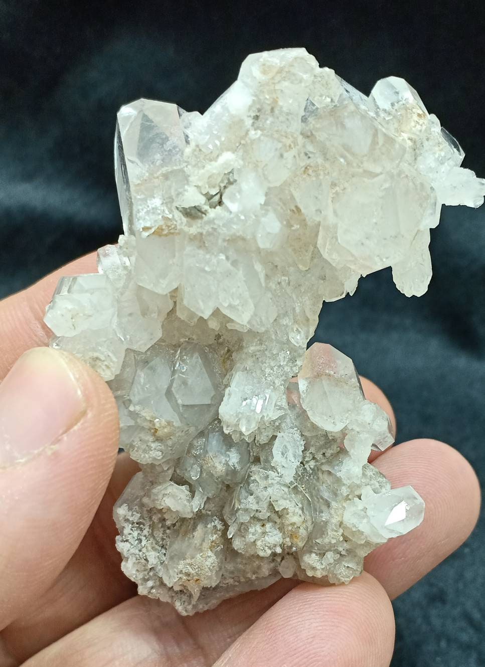 An amazing beautifully double terminated Quartz Crystals Cluster with very light smoke color 72 grams