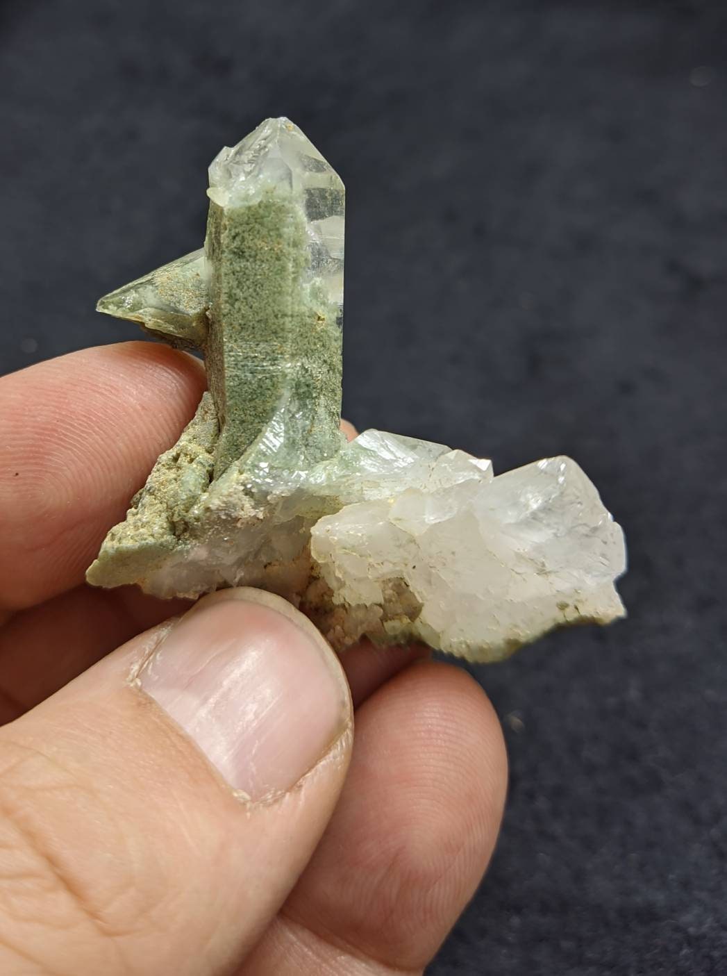An Aesthetic Natural beautifully terminated Chlorite Quartz crystals cluster 22 grams