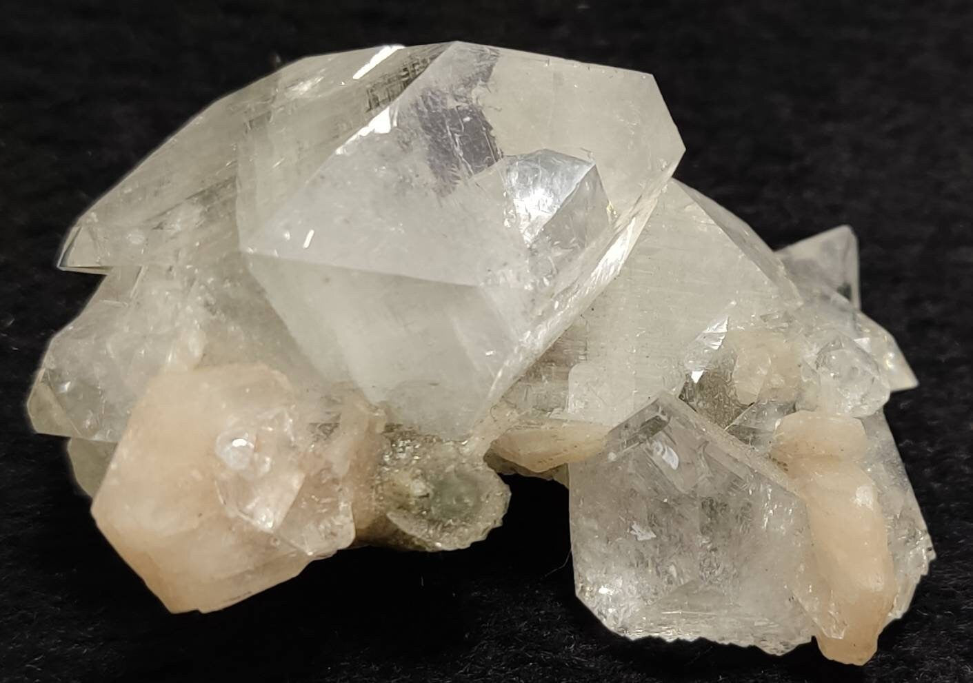 Apophyllite with associated stilbite and chalcedony 25 grams