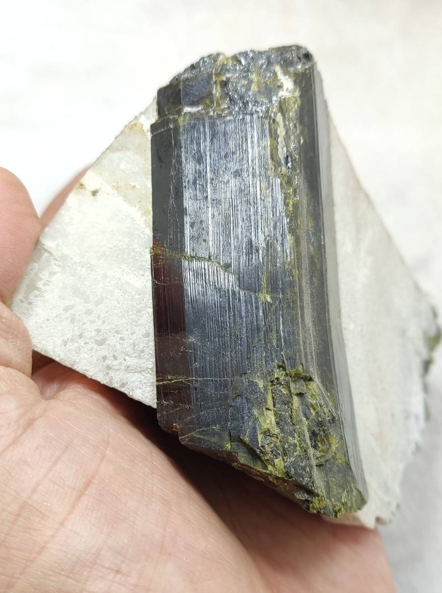 An amazing high lusterous Epidote crystal on matrix with Albite 943 cluster grams