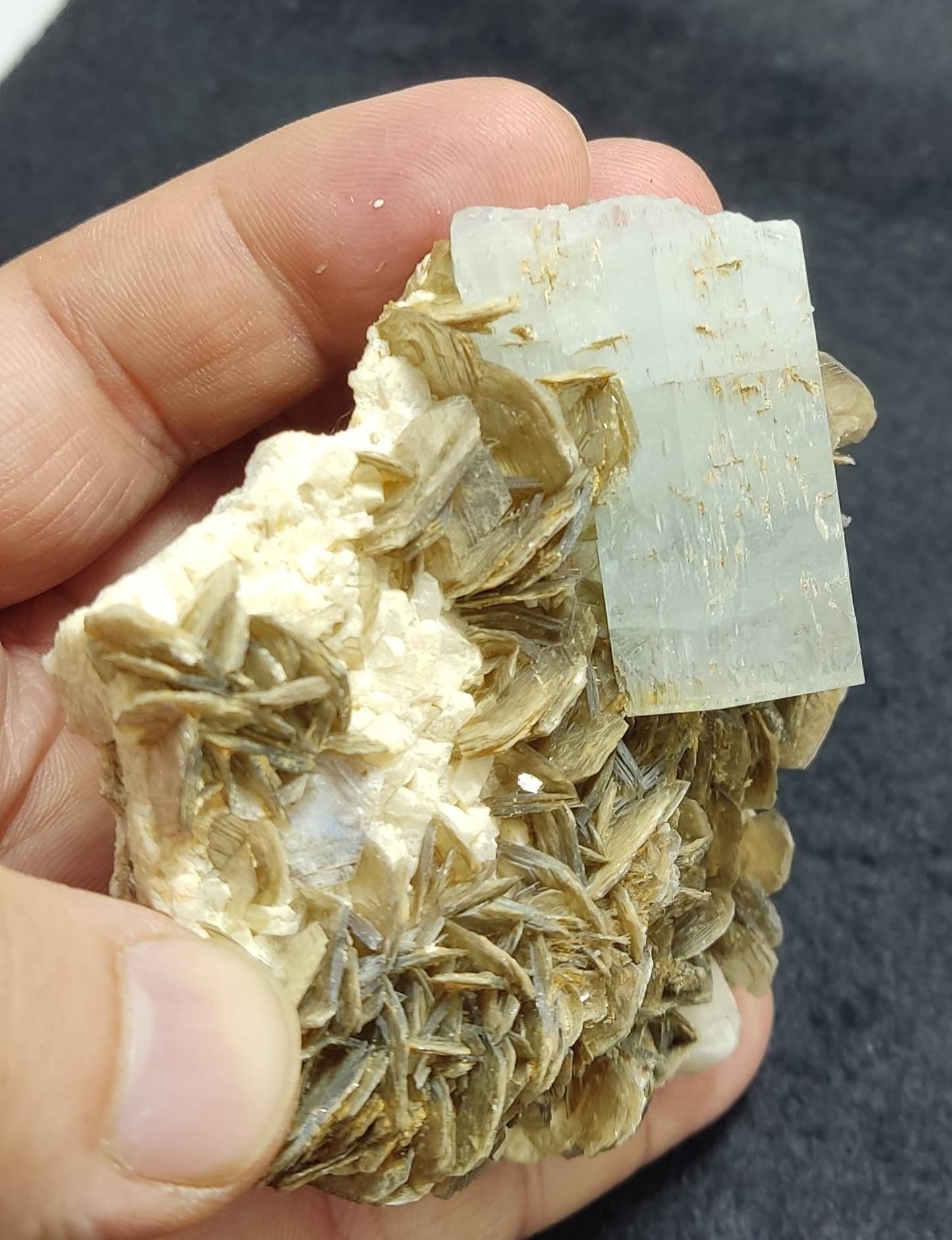 Single beautiful Aquamarine Crystal on matrix with mica and some Schorl bits 214 grams