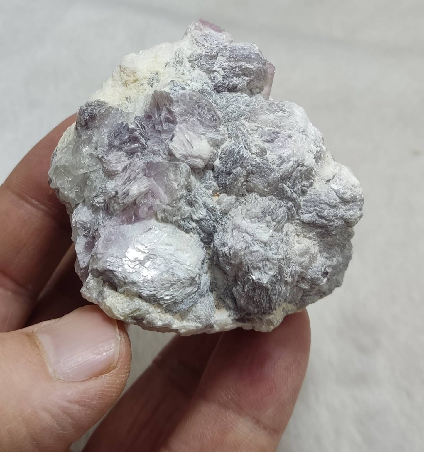 An amazing beautiful specimen of pink Tourmalines crystals with associated lepidolite mica and Albite 203 grams