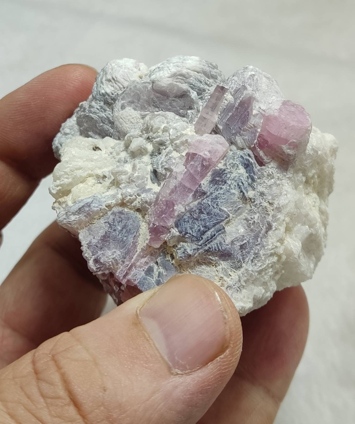 An amazing beautiful specimen of pink Tourmalines crystals with associated lepidolite mica and Albite 203 grams