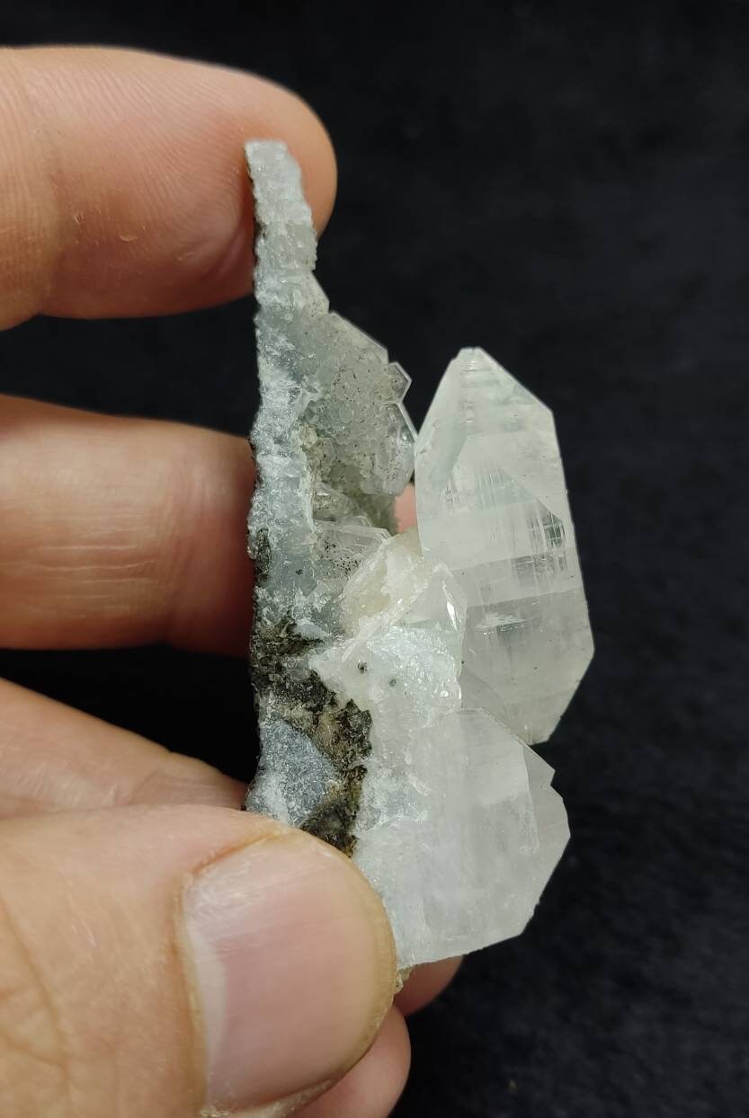 Apophyllite with associated stilbite and chalcedony 28 grams