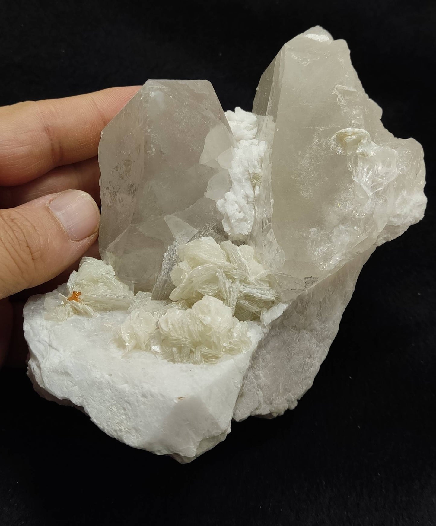 Amazing specimen of quartz crystals on Albite with muscovite and microlite 1099 grams