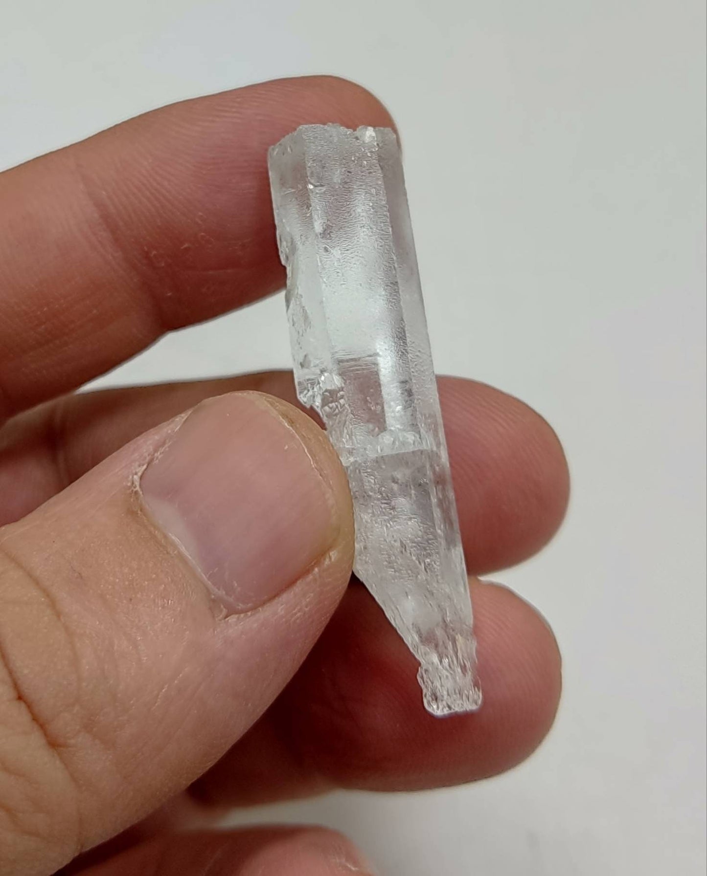 Single Water Etched Aquamarine Crystal floater with spiky terminations 8grams