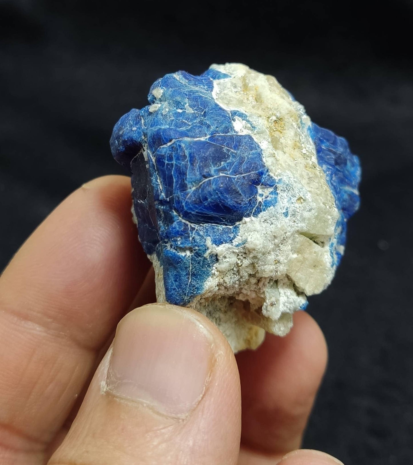 Amazing specimen of fluorescent Lazurite on matrix with pyrite 60 grams