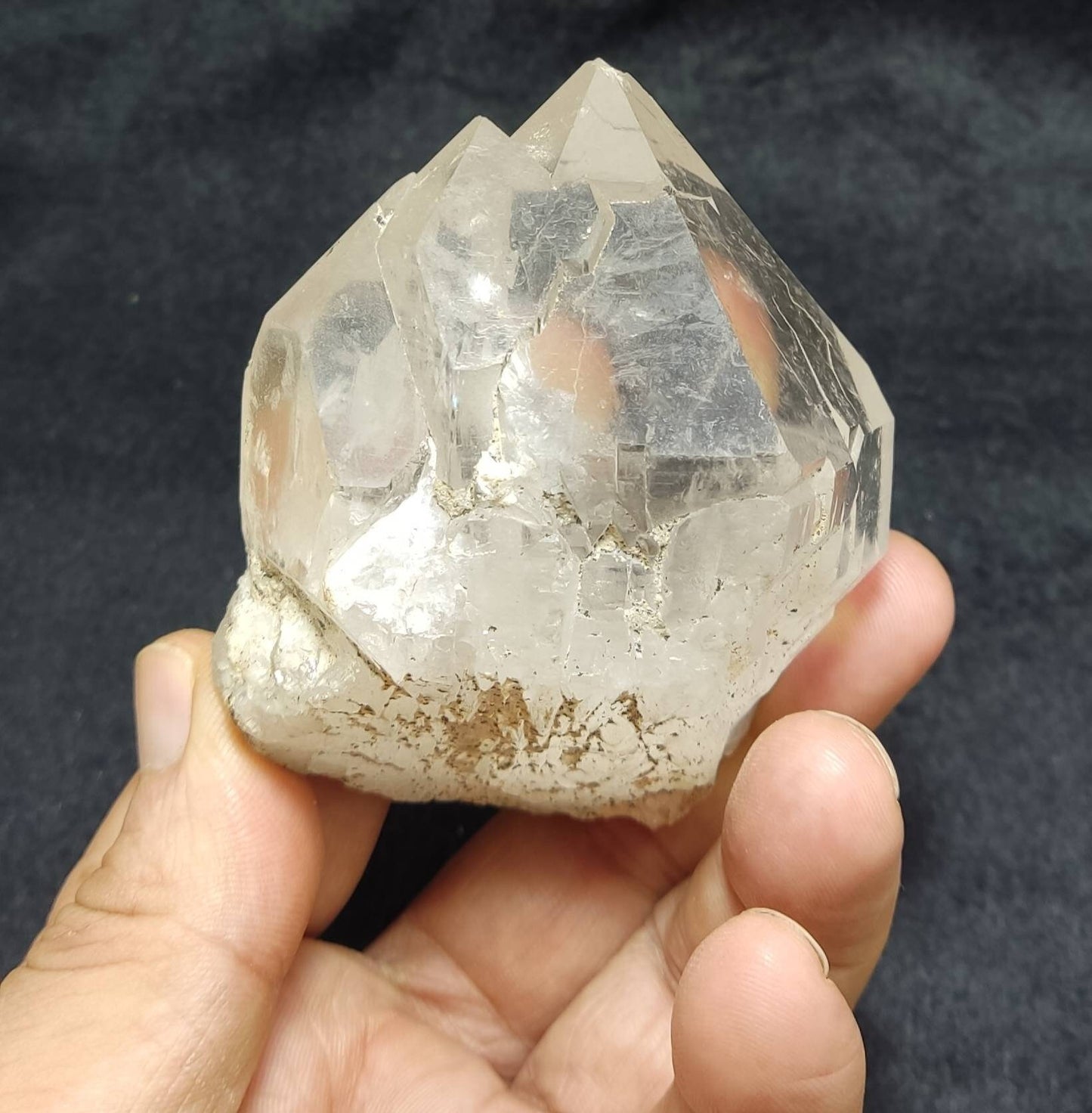 An amazing Beautiful specimen of Elestial Quartz Crystal 261 grams