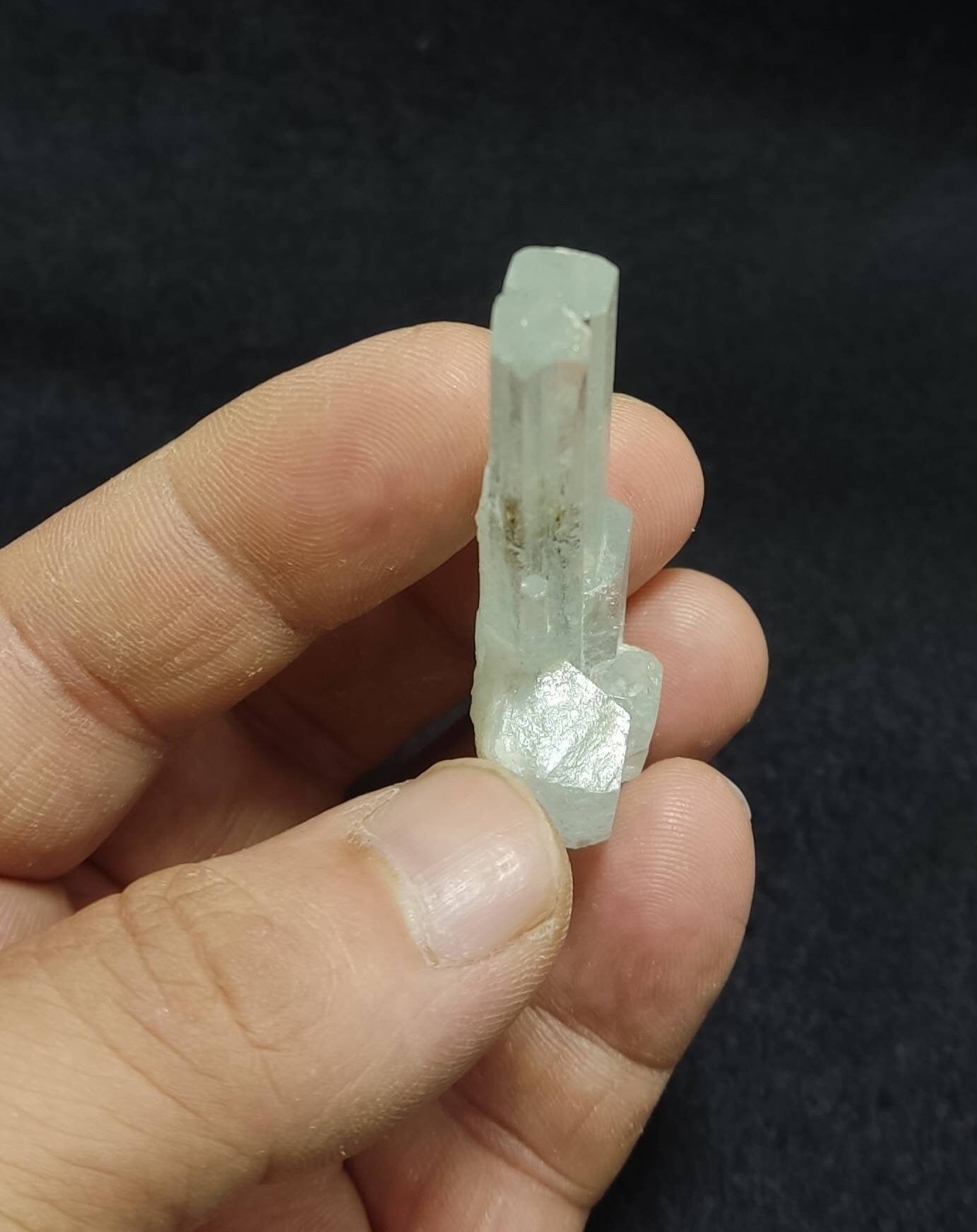 Terminated Aquamarine crystals cluster 19 grams