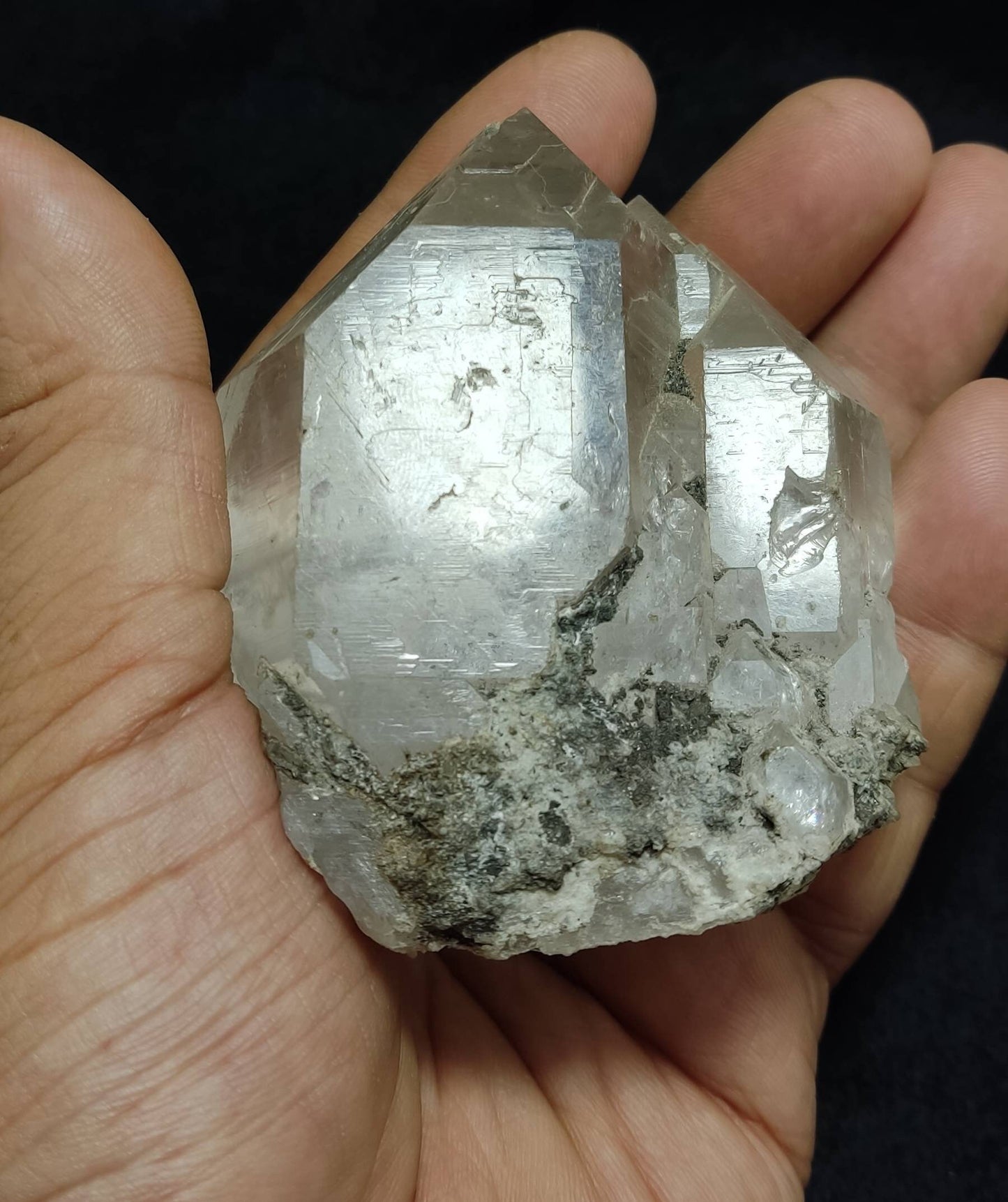 An amazing Beautiful specimen of Elestial Quartz Crystal 261 grams