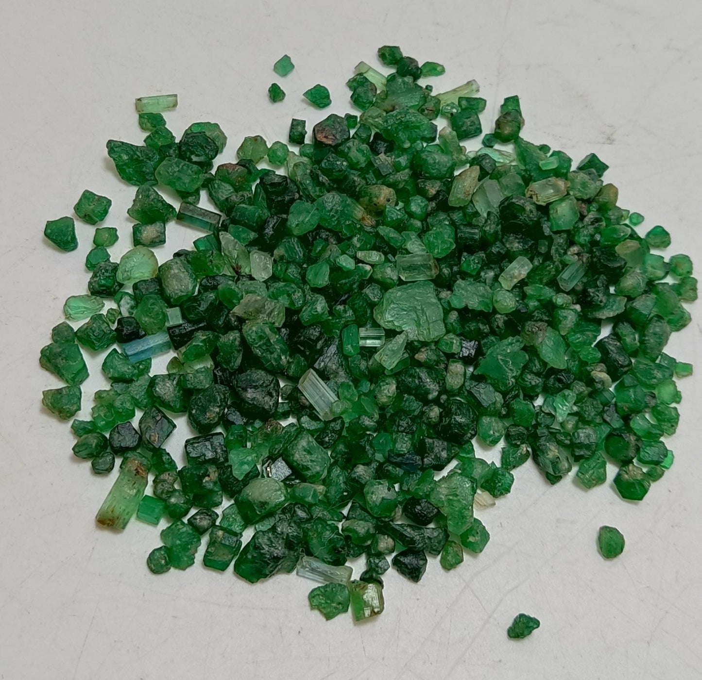 An amazing lot of natural small size rough emerald 150 carats