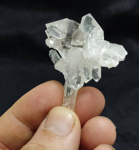 Single beautiful brookite included Quartz Crystals cluster 28 grams