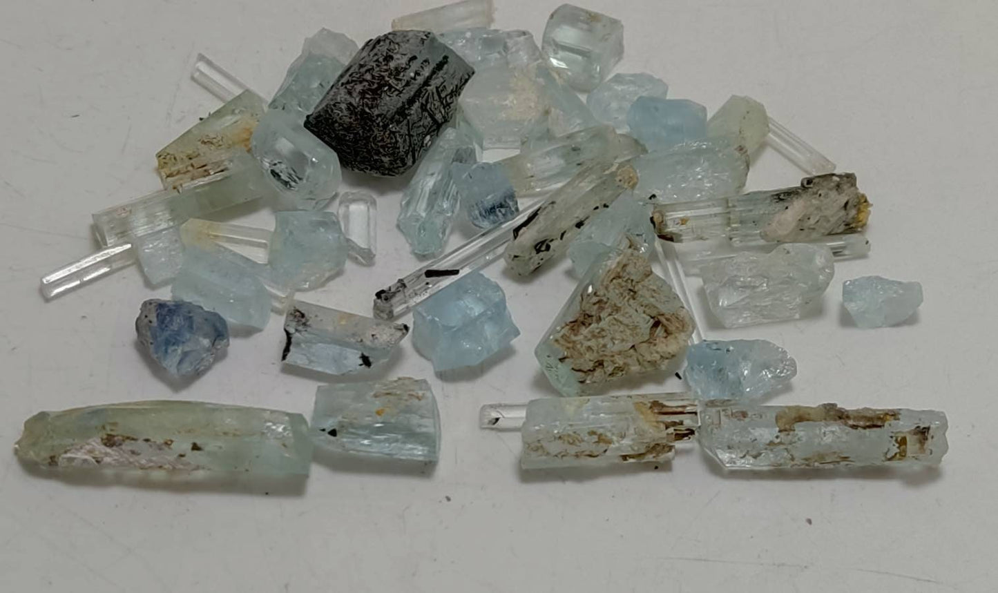 Aquamarine crystals lot 59 grams