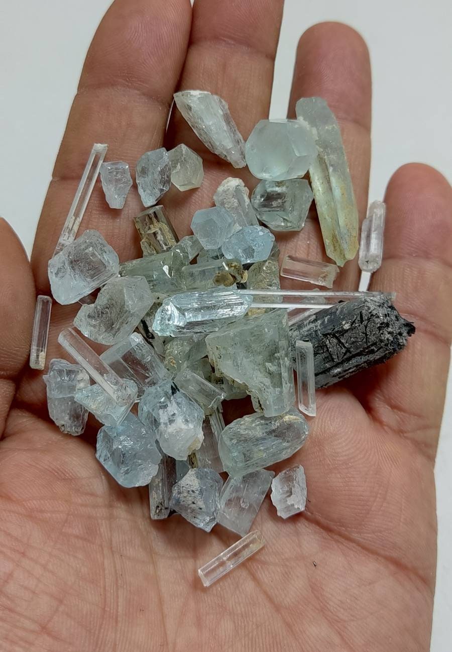 Aquamarine crystals lot 59 grams